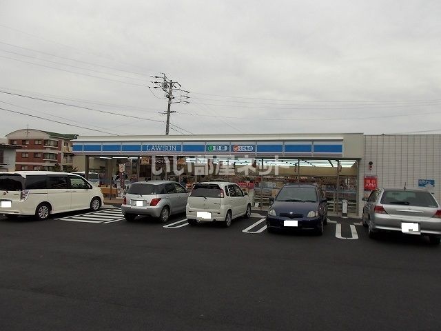 コンビニ　ローソン 静岡大岩四丁目店（コンビニ）まで605m