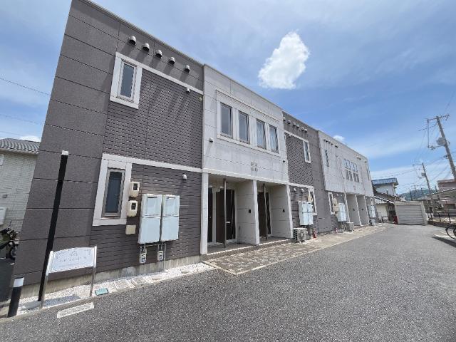 建物外観　外観写真（昼）