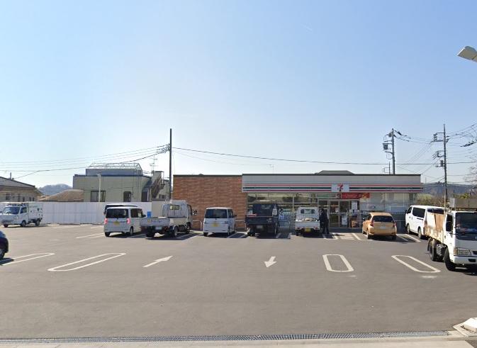 コンビニ　セブンイレブン 羽村羽加美1丁目店（コンビニ）まで589m