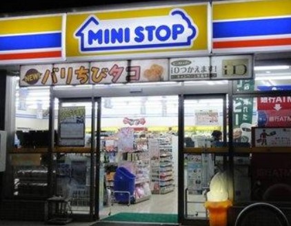 コンビニ　ミニストップ千駄ヶ谷3丁目店（コンビニ）まで186m