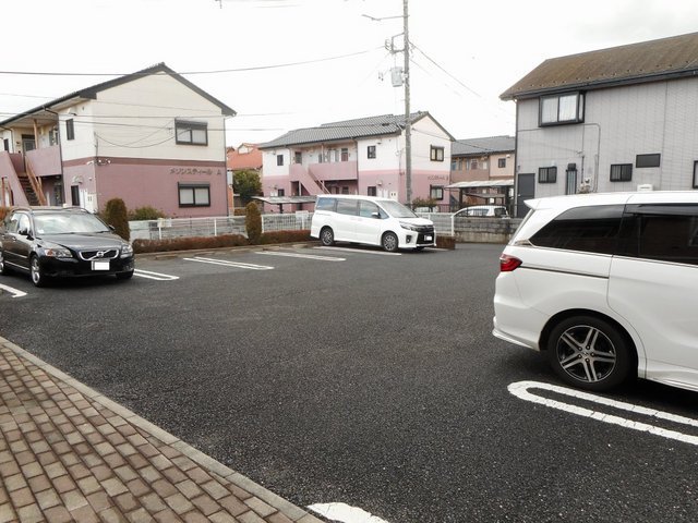 駐車場　カースペースがあります
