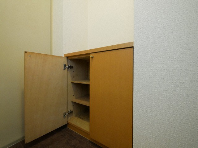 その他設備　下駄箱