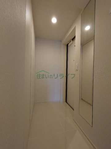 玄関　コンフォリア東新宿