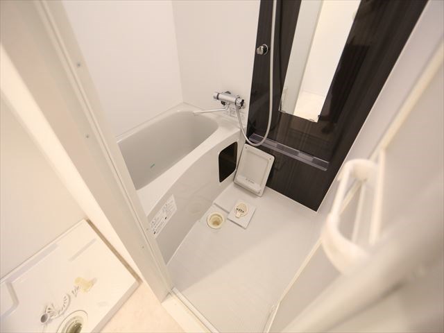 バス・シャワールーム　バスルーム　浴室暖房乾燥機付き