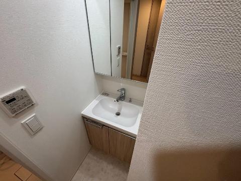 洗面設備　洗髪洗面化粧台
