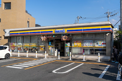 コンビニ　ミニストップ 東和2丁目店（コンビニ）まで540m