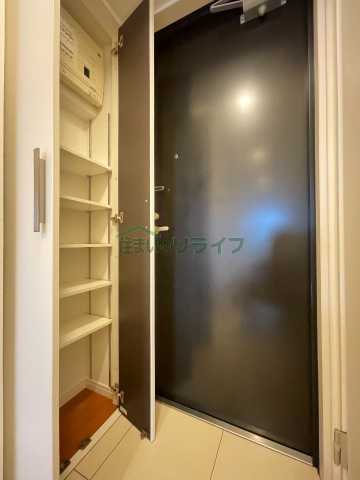 玄関　（別部屋参考画像）