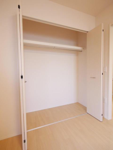 収納　★幅も奥行きもあるクローゼットです★