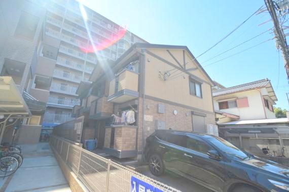 建物外観　綺麗な外観の素敵なお部屋があなたを待っています。