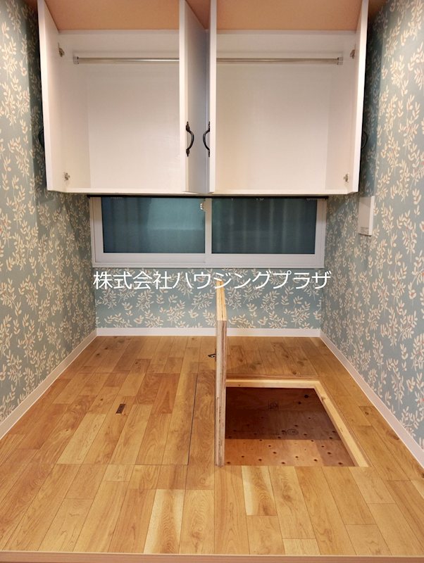 収納　2.3帖洋室収納スペース