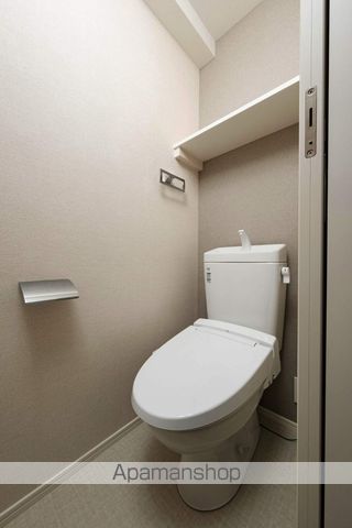 ＪＲ鹿児島本線 博多駅 徒歩17分 15階建 築3年のトイレ写真