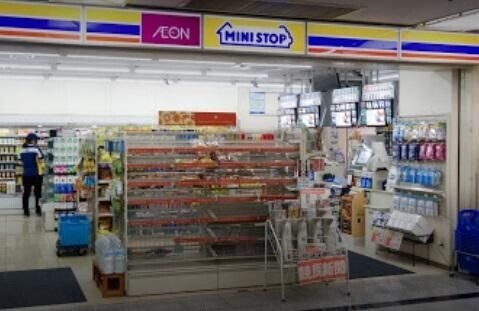 コンビニ　ミニストップ大阪船場センタービル店（コンビニ）まで500m