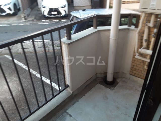 ラ・プードアールの内装写真