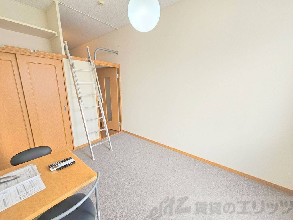 レオパレスパレス三島の内装写真