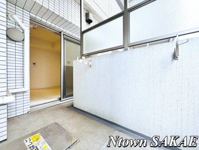 バルコニー　お洗濯にも便利なバルコニー付き