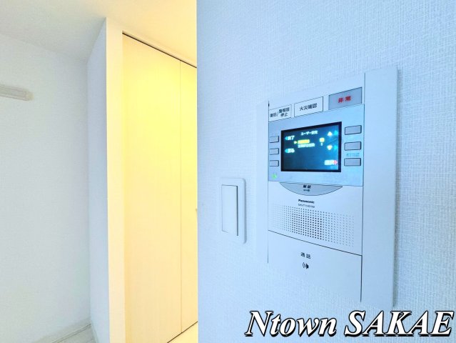 セキュリティ　モニター付きインターフォンです。