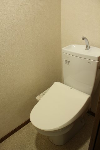 エクセル調布のトイレ写真