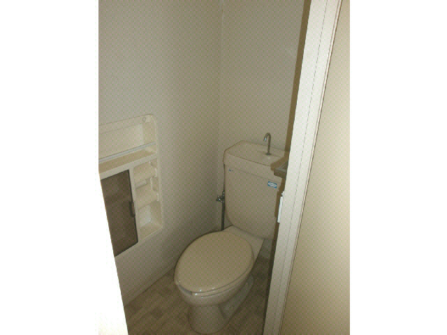 メゾン・ブランシュIIのトイレ写真