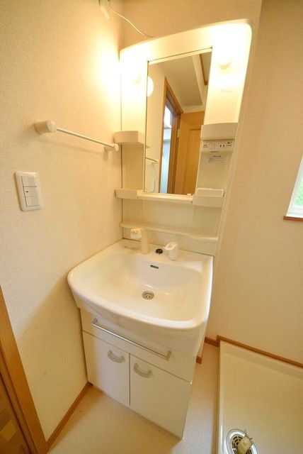 洗面設備　綺麗な洗面台♪