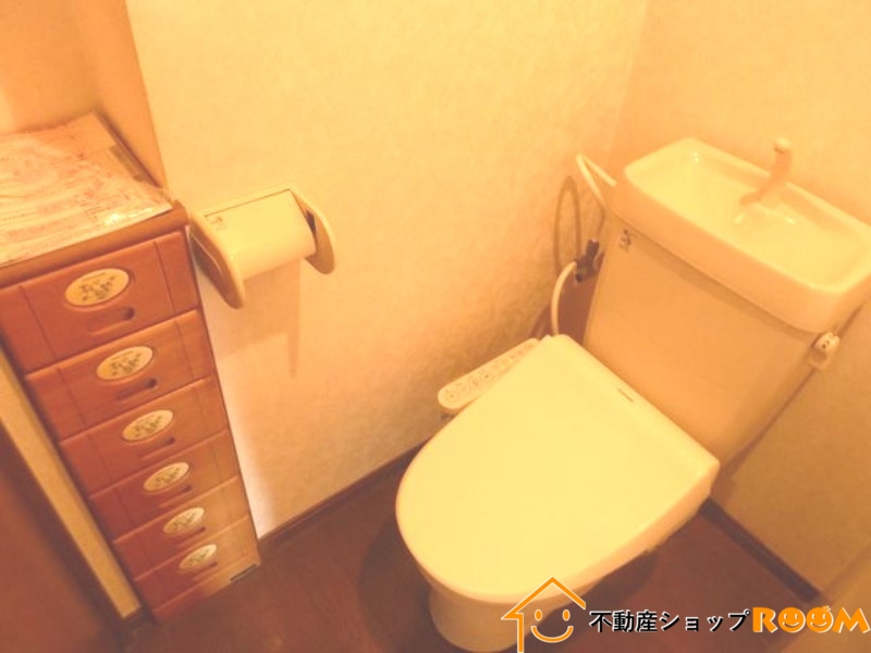 ＪＲ鹿児島本線 羽犬塚駅 徒歩16分 3階建 築26年のトイレ写真