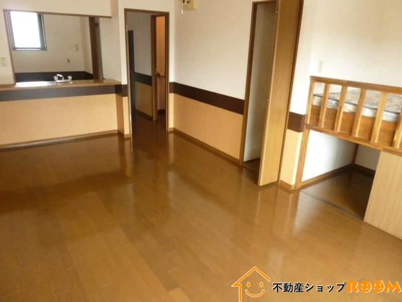 ＪＲ鹿児島本線 羽犬塚駅 徒歩16分 3階建 築26年の居間写真