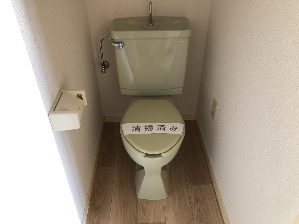 中村ビルのトイレ写真