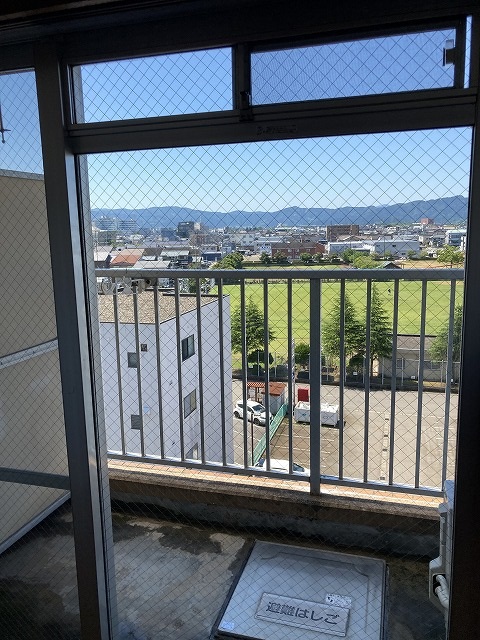 バルコニー　南側