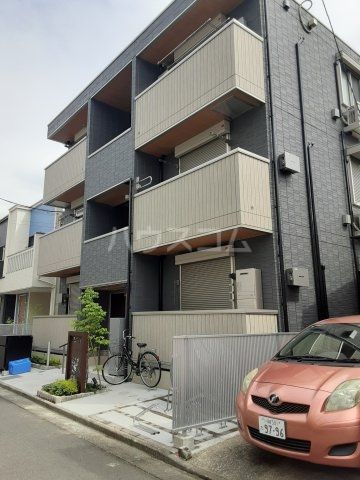 川崎市多摩区宿河原のアパートの建物外観