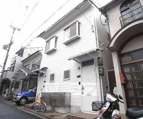 キトロ町武井貸家の建物外観