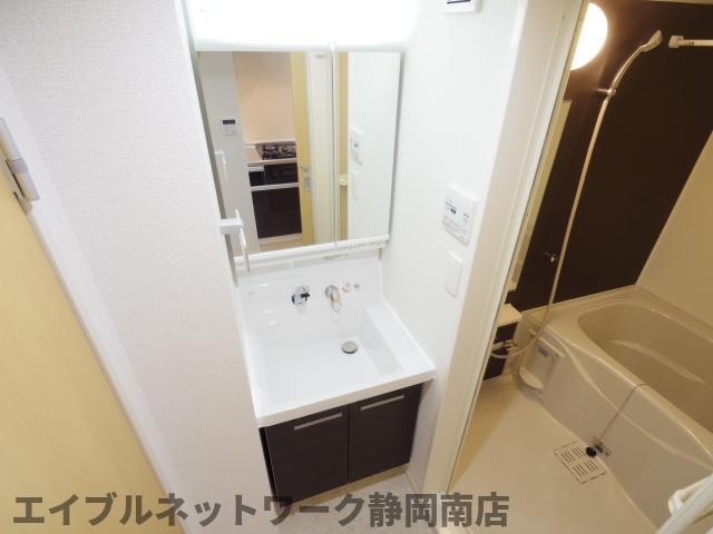 洗面設備　洗面所です