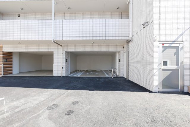 【世田谷区瀬田のマンションの建物外観】