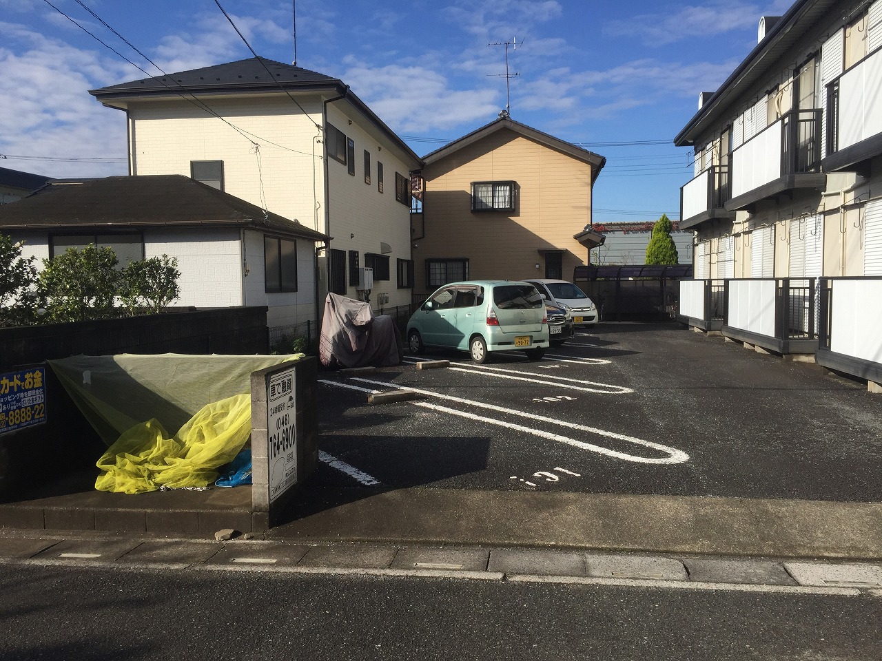 【蓮田市藤ノ木のアパートの駐車場】