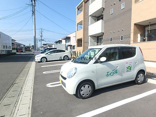 【熊本市南区江越のアパートの駐車場】