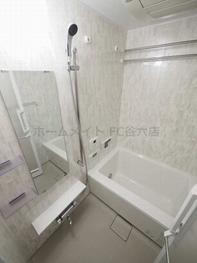 バス・シャワールーム