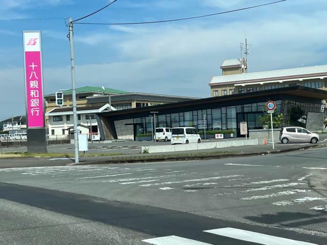 【雲仙市吾妻町大木場名のアパートの銀行】