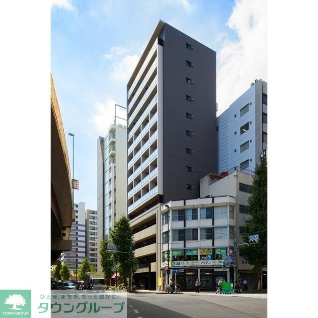 【千代田区神田西福田町のマンションの建物外観】