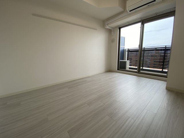 居室・リビング　プレサンスOSAKADOMECITYクロスティ（プレサンスオ