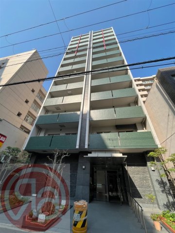 クリスタルグランツ北堀江の建物外観