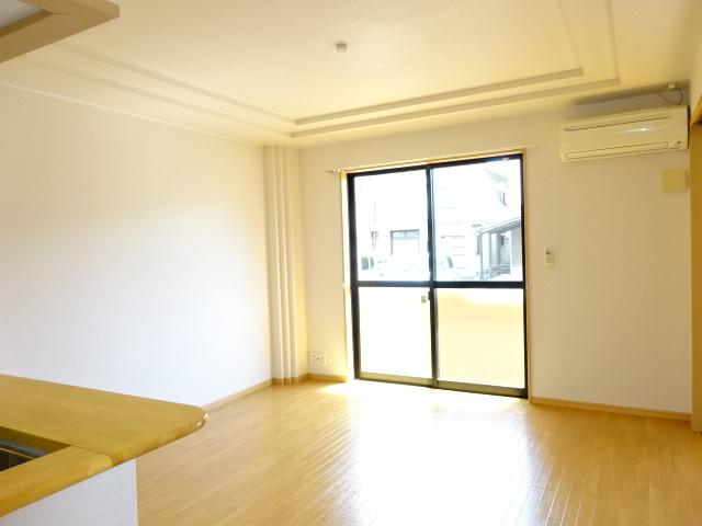 居室・リビング　リビング