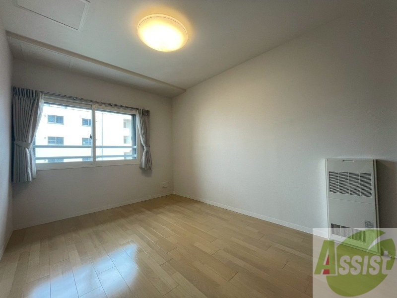 その他部屋・スペース　寝室です。部屋をどう使うかはあなた次第です！