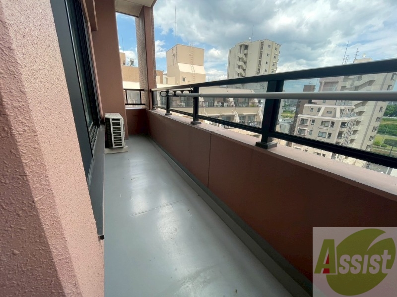 バルコニー　バルコニーが付いていますので一息ついてみてはいかがですか。