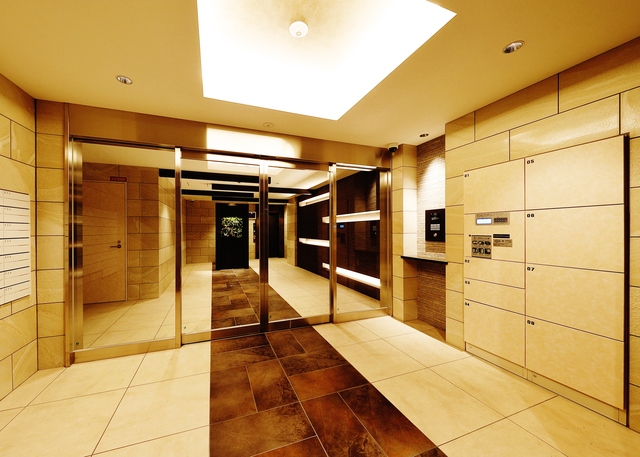 セキュリティ　オートロック・宅配ＢＯＸ付き