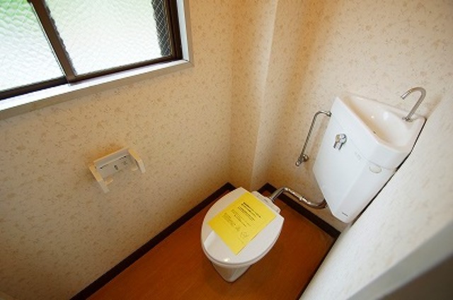 トイレ　３０２．２０１８．６．１０