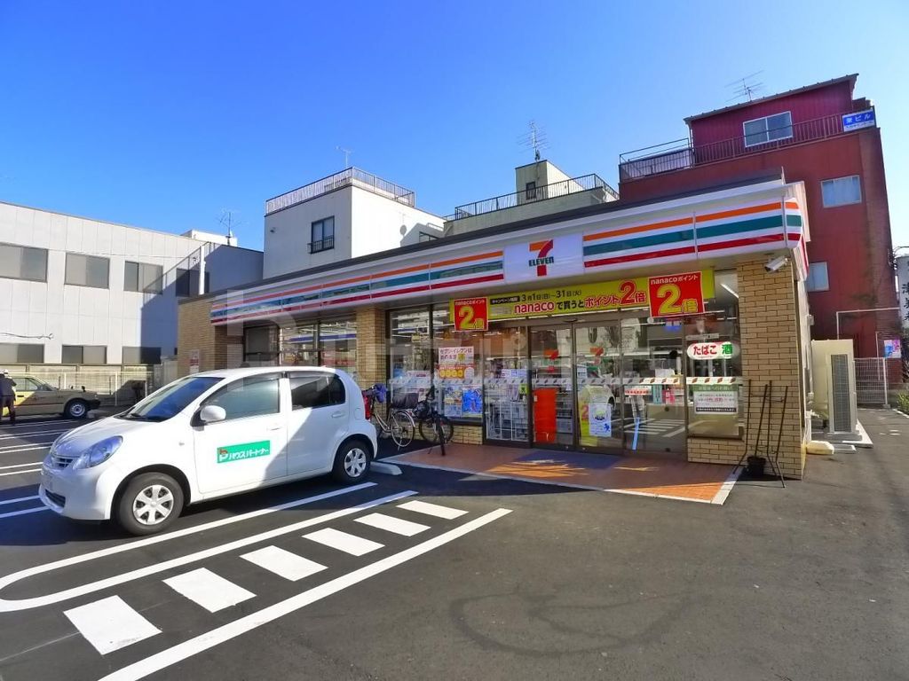 コンビニ　セブンイレブン足立西新井6丁目店（コンビニ）まで380m