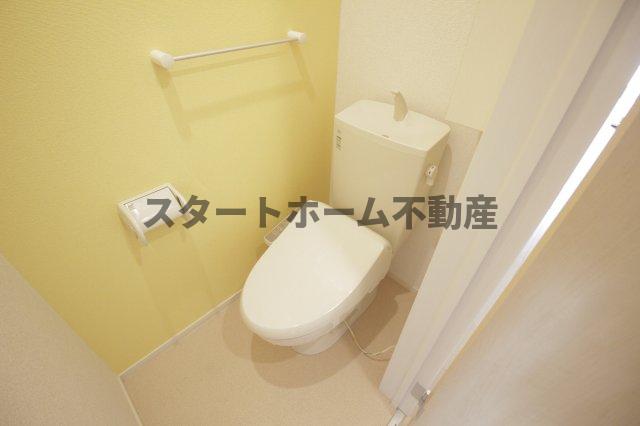 トイレ　落ち着いたトイレです