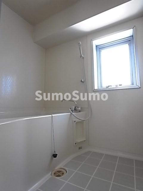 バス・シャワールーム　お風呂で日々の疲れを落としましょう