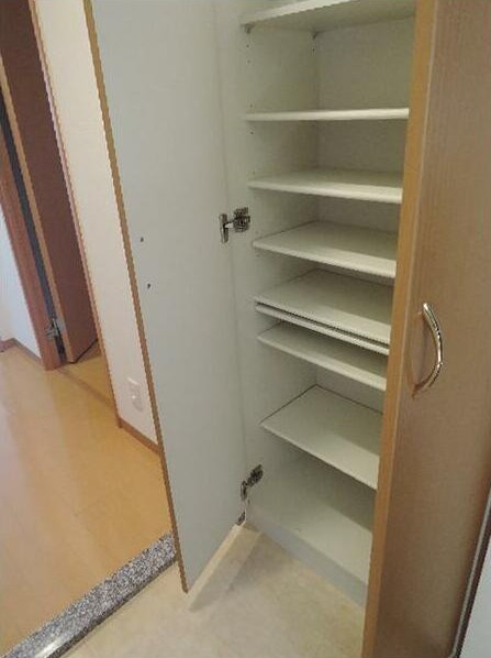 玄関　玄関部分