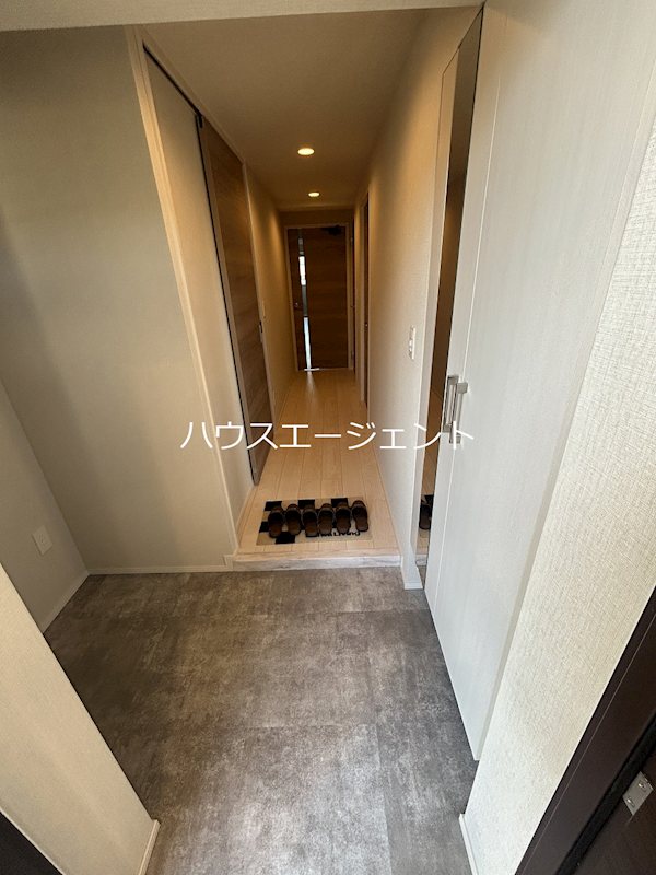玄関　広々玄関！シューズボックスあります。