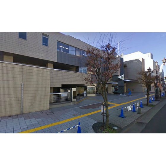 図書館　中野区立中央図書館（図書館）まで381m