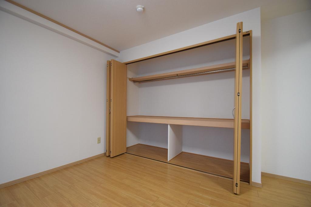 収納　クローゼット